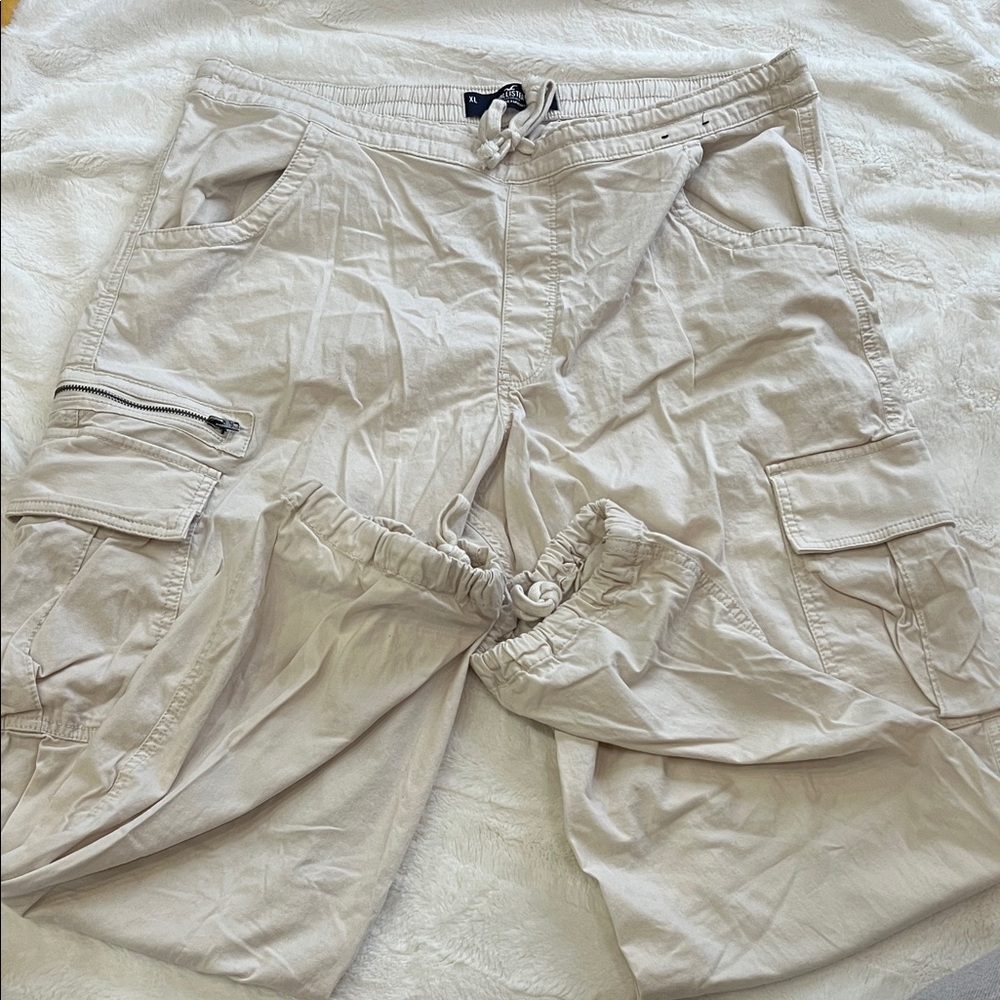 Hollister Casual Tan Cargo Pants